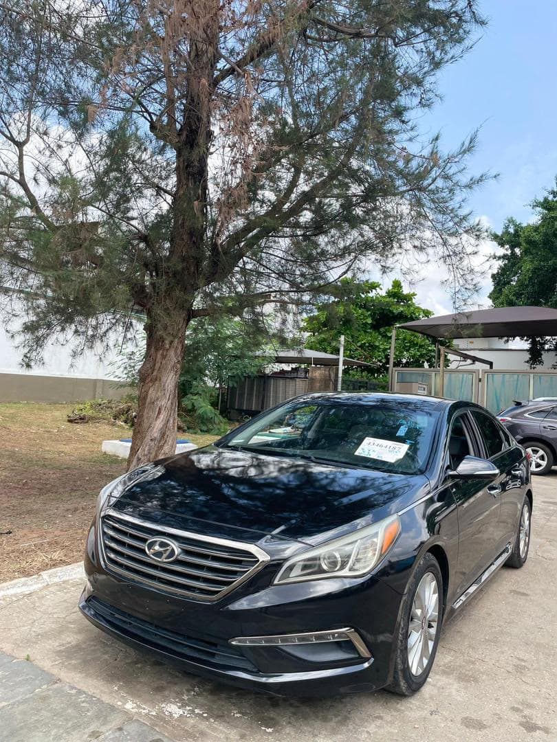 2014 Hyundai Sonata Limited - Side Profile View