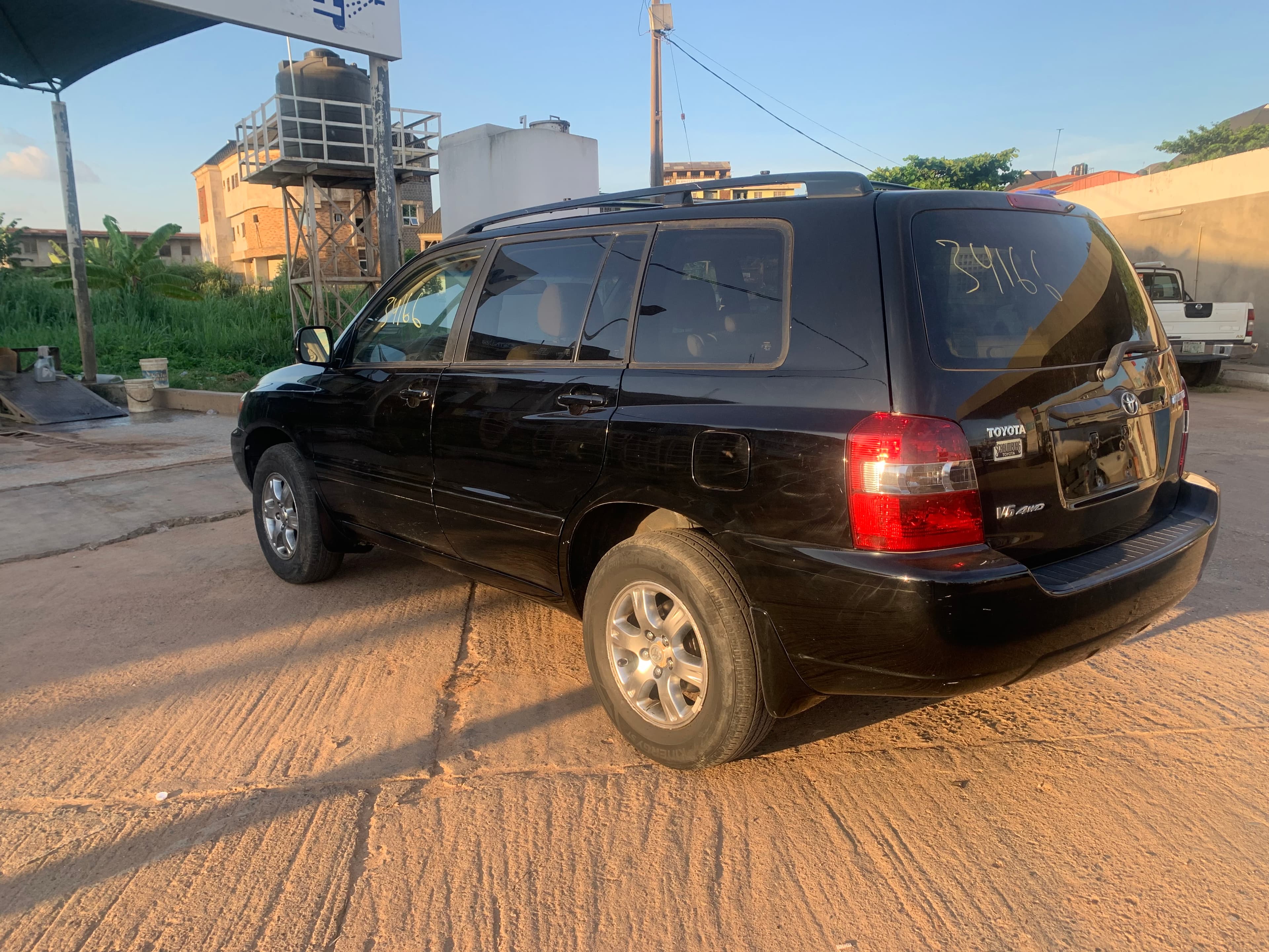 2005 Toyota Highlander - Detail View