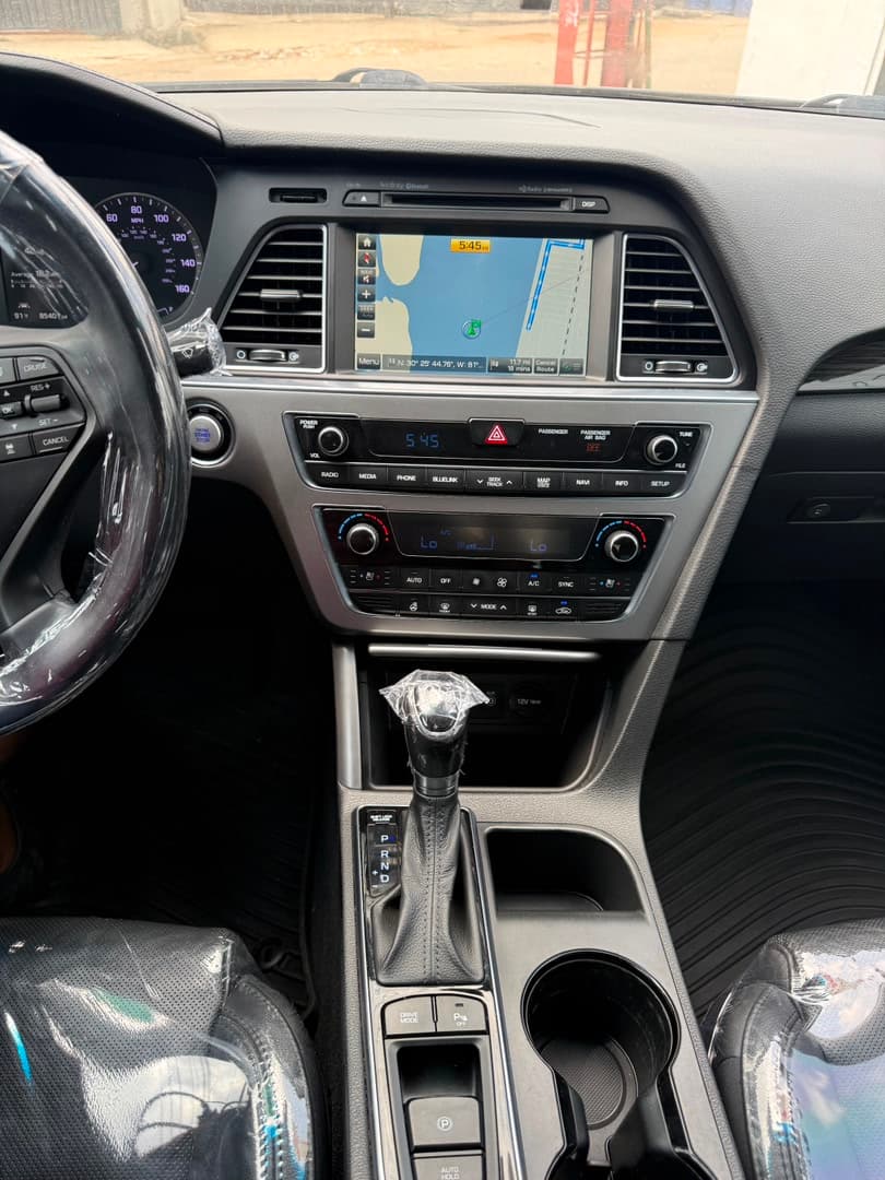 2015 Hyundai Sonata - Photo 11