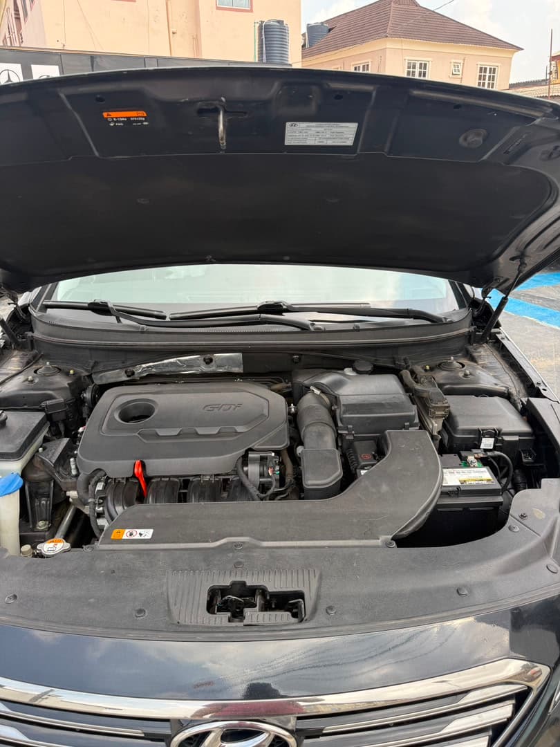 2015 Hyundai Sonata - Dashboard View