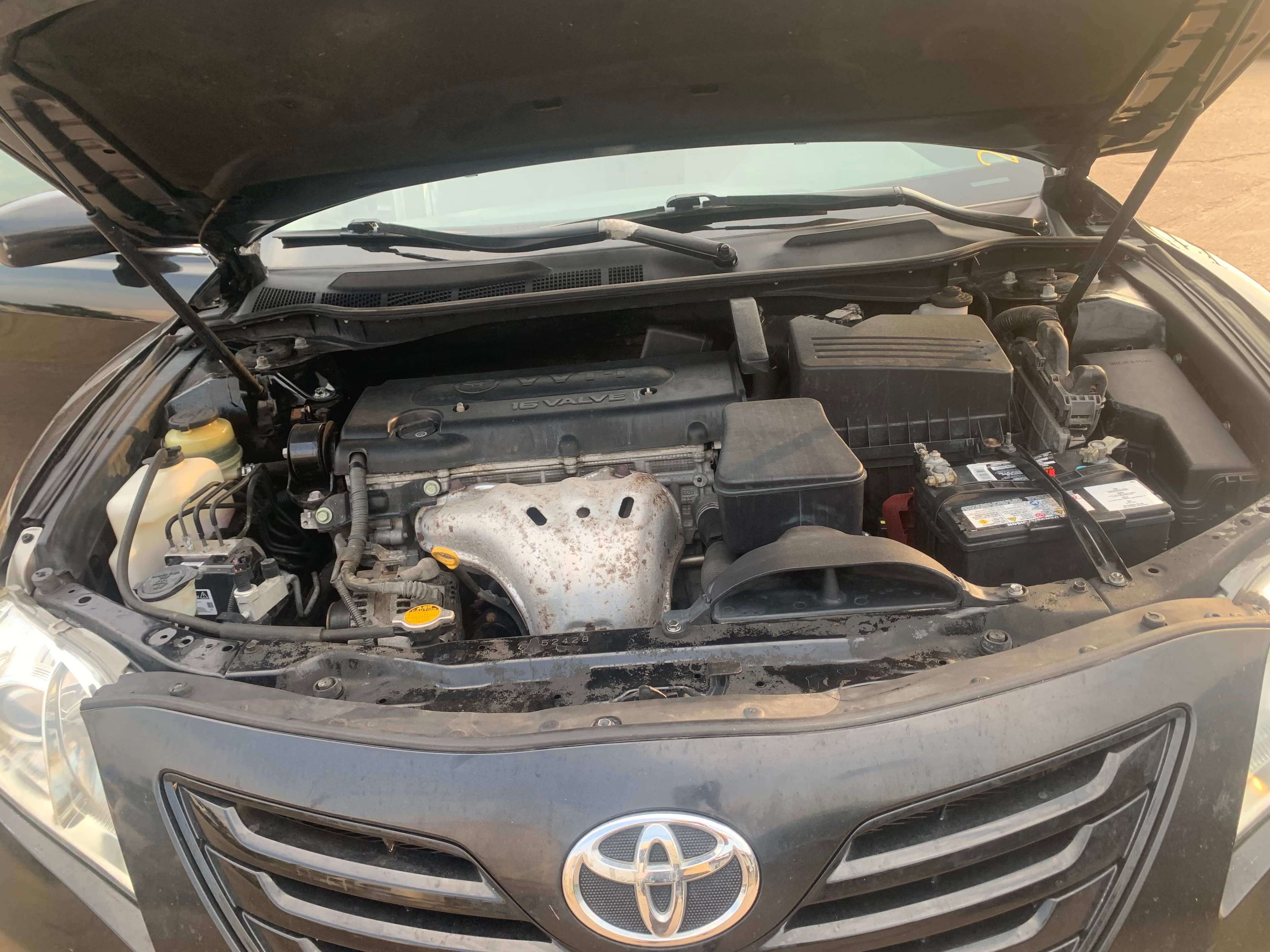 2009 Toyota Camry LE - Photo 10