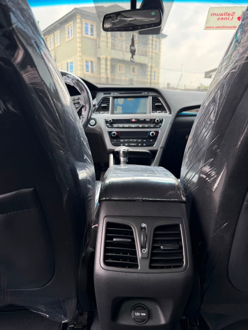 2015 Hyundai Sonata - Interior View