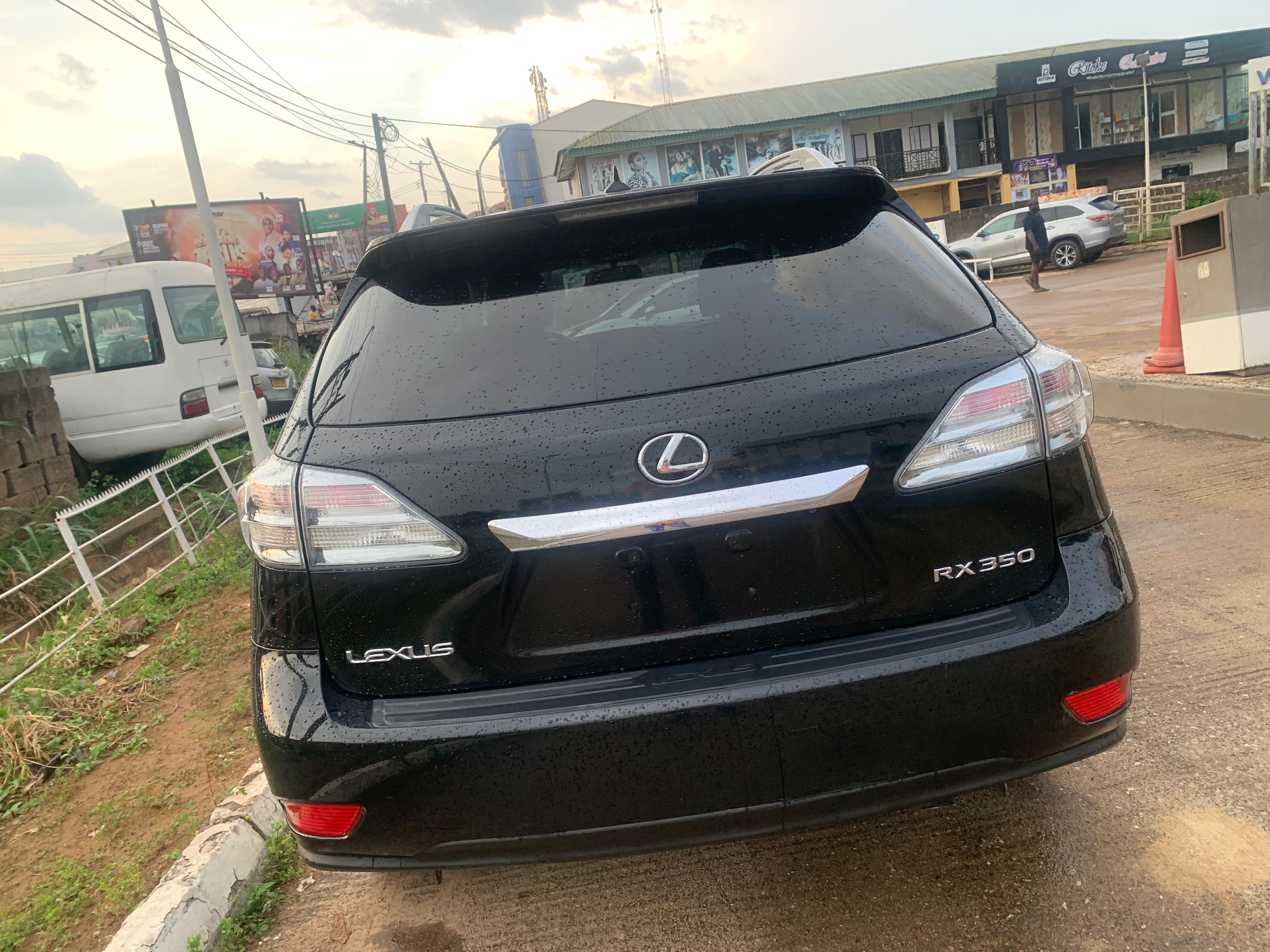 2011 Lexus RX350 - Photo 10
